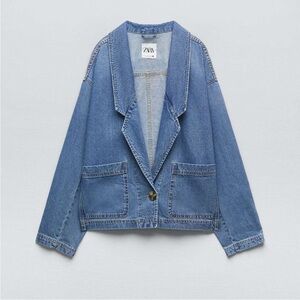 Zara Denim Blazer/Jacket
Size: XS